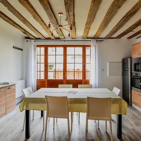 Apartman Charming Duplex Near Chateau Wifi Netflix