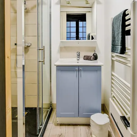 Apartman Charming Duplex Near Chateau Wifi Netflix